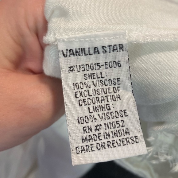 Anthropologie White Viscose Flowy Shorts with Lace Detail - M - Picture 3 of 5